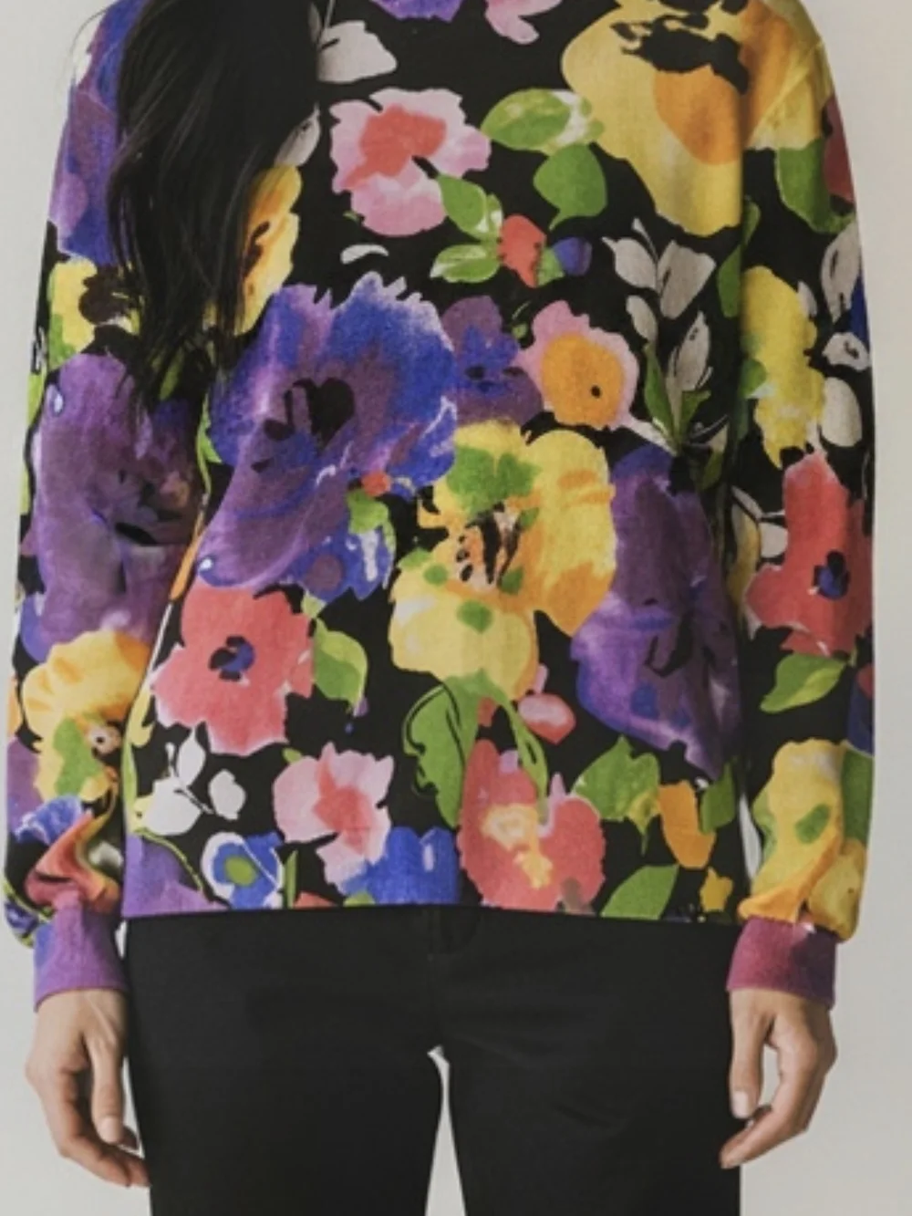 Source Unknown Black Floral Crewneck Sweater with Multicolor Blooms